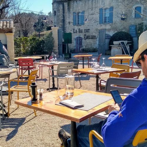 france/provence-alpes-cote-d-azur/menerbes/restaurant-le-cinq