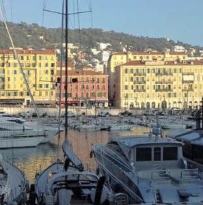 france/provence-alpes-cote-d-azur/nice/port-lympia-et-place-de-l-ile-de-beaute