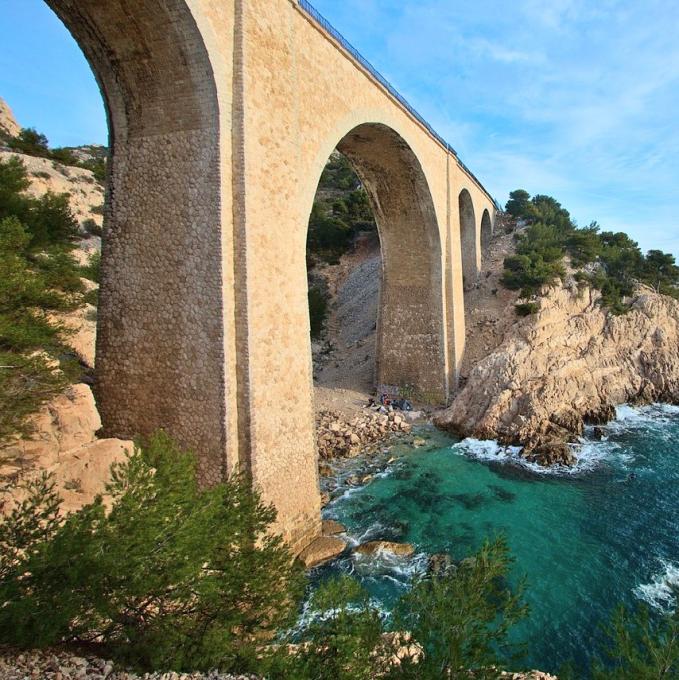 france/provence-alpes-cote-d-azur/niolon/calanque-du-jonquier