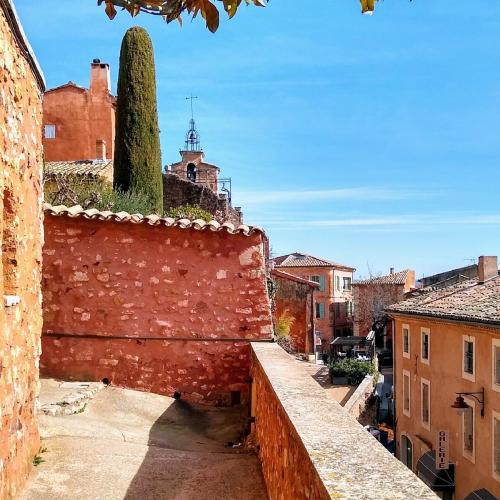 france/provence-alpes-cote-d-azur/roussillon/chemin-de-ronde