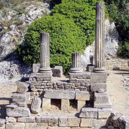 france/provence-alpes-cote-d-azur/saint-remy-de-provence/site-archeologique-de-glanum