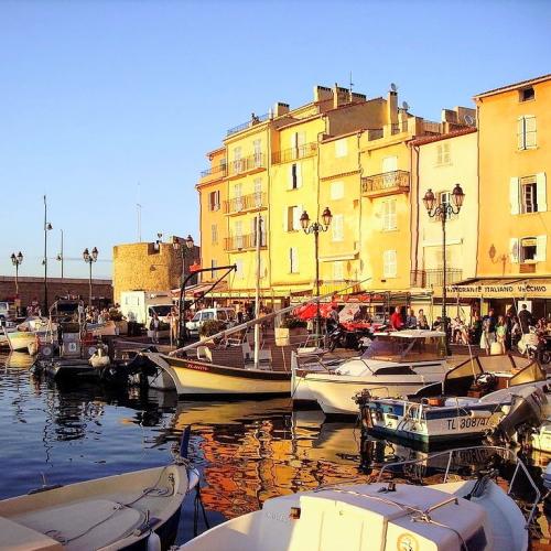 france/provence-alpes-cote-d-azur/saint-tropez/port