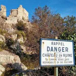 france/provence-alpes-cote-d-azur/sainte-agnes/chateau