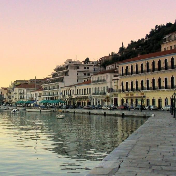 greece/gytheio