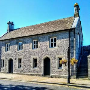 ireland/adare/court-house