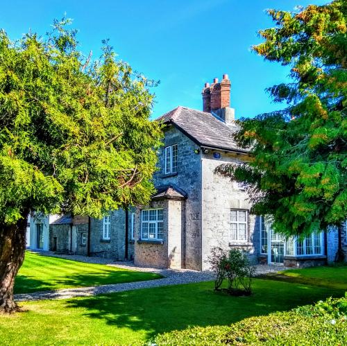 ireland/adare/parochial-house