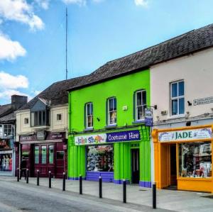 ireland/athlone/bridge-street-and-dublin-gate-street