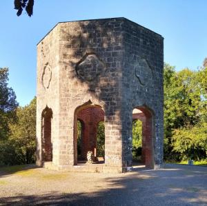 ireland/belvedere-house/octogonal-gazebo