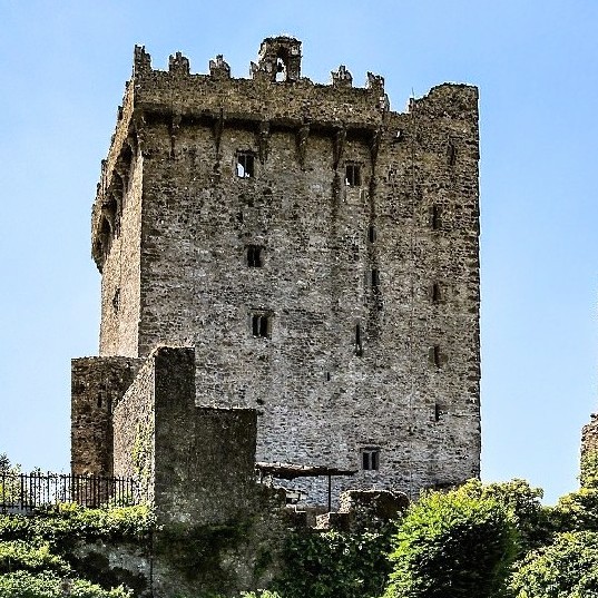 ireland/blarney-castle