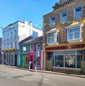 ireland/cahersiveen/main-street