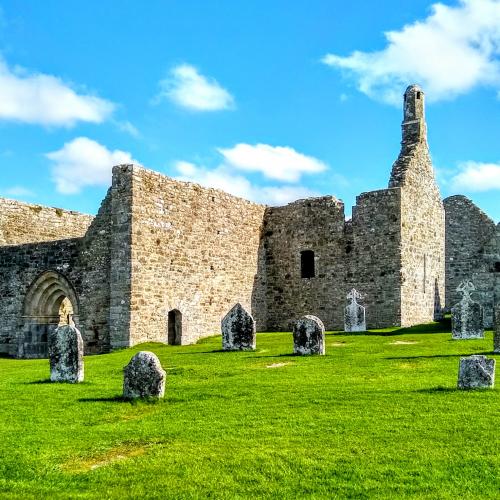 ireland/clonmacnoise