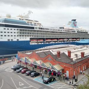 ireland/cobh/cruise-terminal