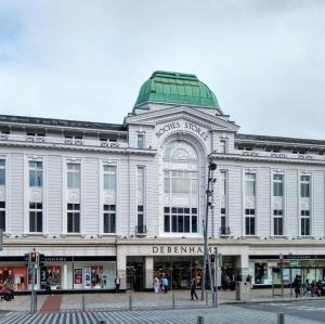 ireland/cork/saint-patrick-street