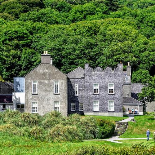 ireland/derrynane-beach/derrynane-house