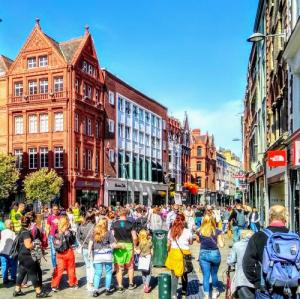 ireland/dublin/grafton-street-district