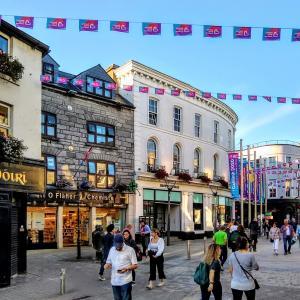 ireland/galway/william-street