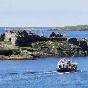 ireland/inishbofin-island