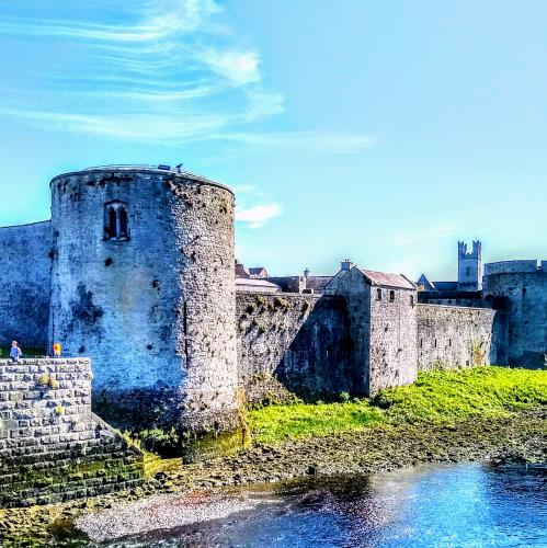 ireland/limerick/king-john-s-castle