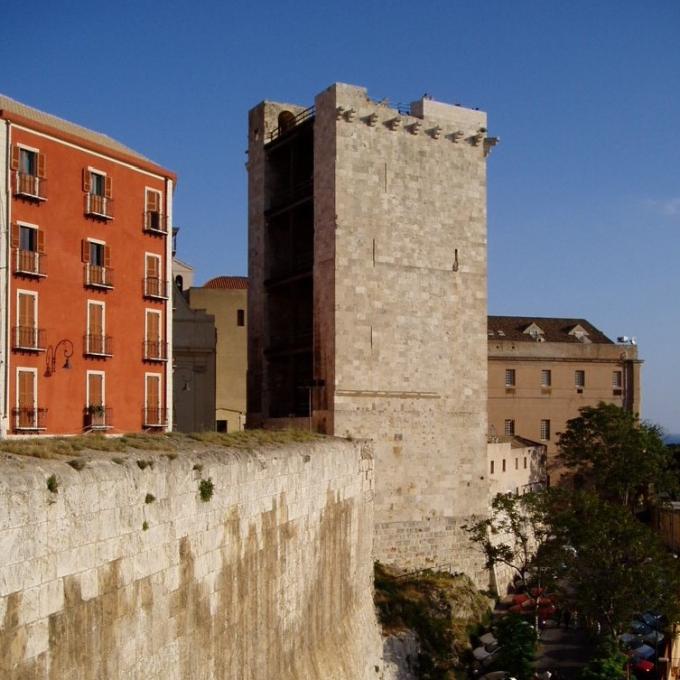 italia/cagliari/torre-dell-elefante