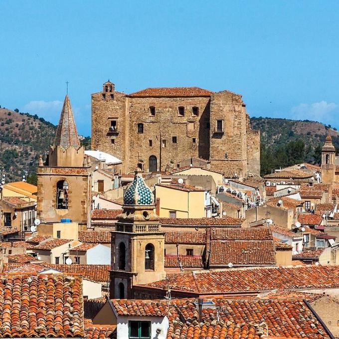 italia/castelbuono