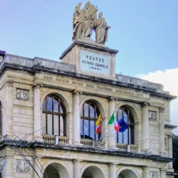 italia/messina/teatro-vittorio-emanuele