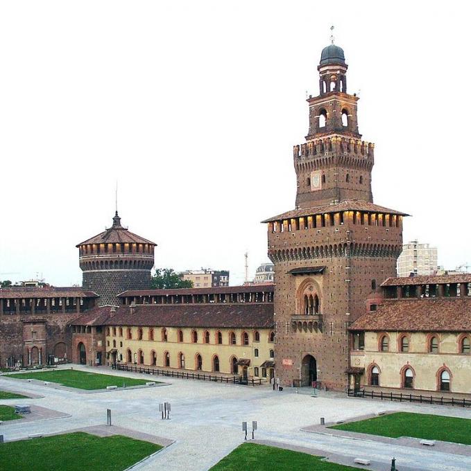 italia/milano/castello-sforzesco