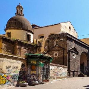 italia/napoli/chiesa-di-sant-anna-dei-lombardi