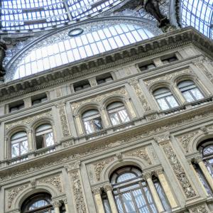 italia/napoli/galleria-umberto-i