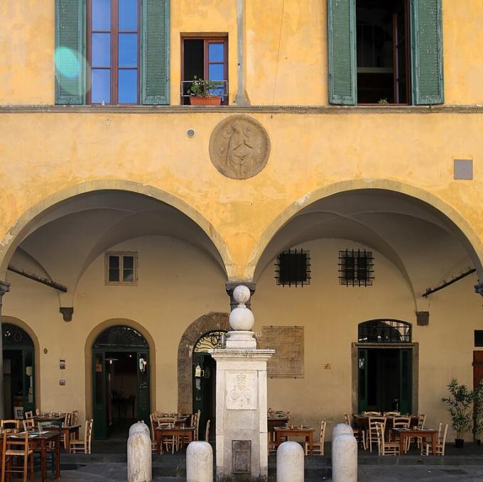 italia/pisa/piazza-delle-vettovaglie