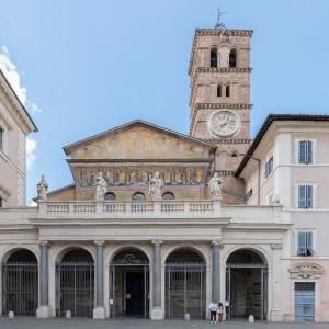 italia/roma/basilica-di-santa-maria-in-trastevere