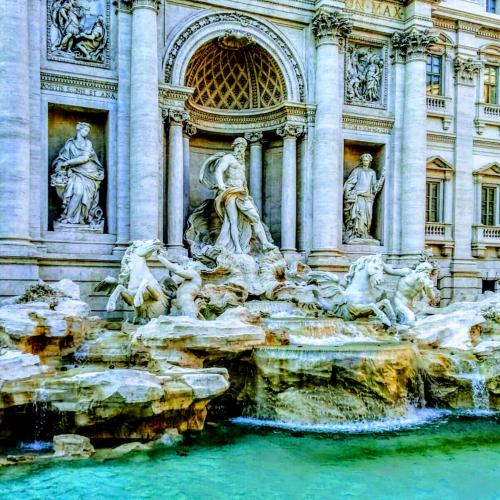 italia/roma/fontana-di-trevi