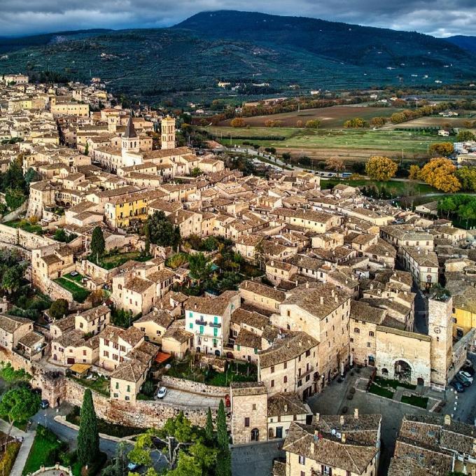 italia/spello