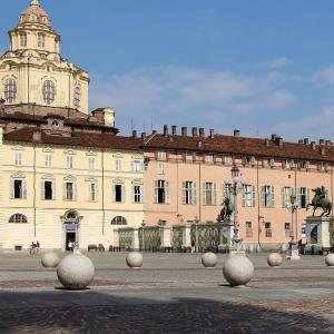 italia/torino/piazza-castello