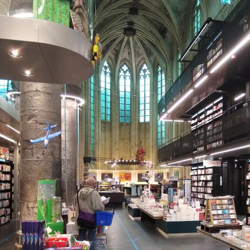 nederland/maastricht/boekhandel-dominicanen