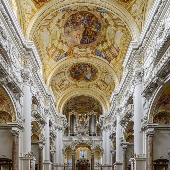 osterreich/stiftsbasilika-sankt-florian