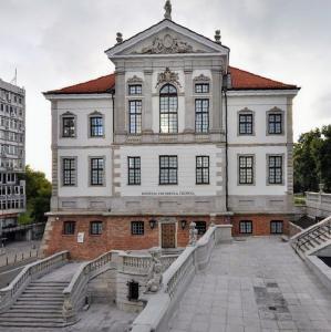 polska/warszwa/muzeum-fryderyka-chopina