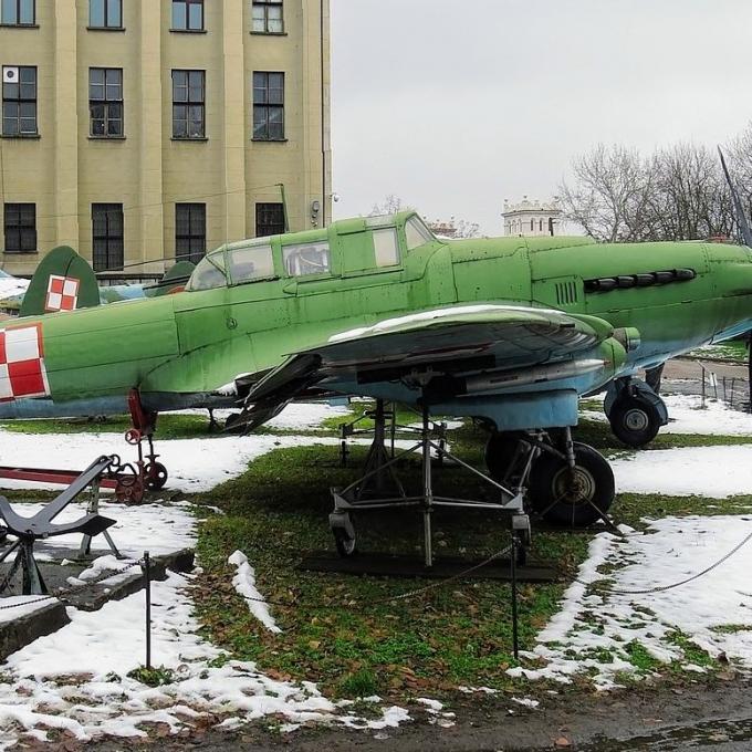 polska/warszwa/muzeum-wojska-polskiego
