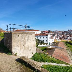 portugal/elvas/panorama-quartel-dos-artilheiros