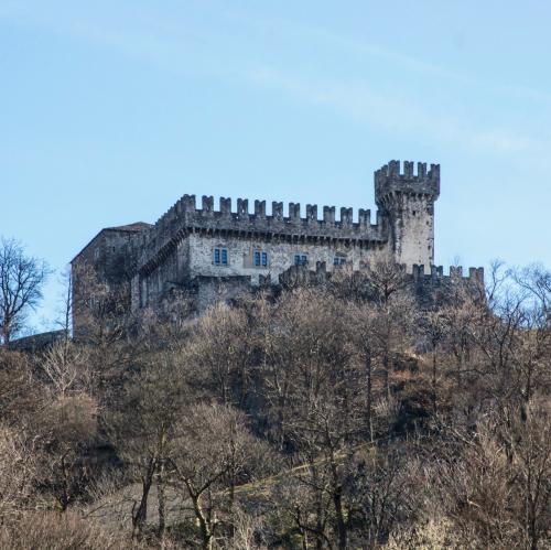 schweiz/bellinzona/castello-di-sasso-corbaro