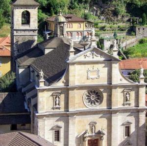 schweiz/bellinzona/collegiata-di-bellinzona