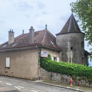 schweiz/bursins/maison-de-salgas