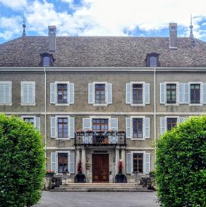 schweiz/dardagny/chateau