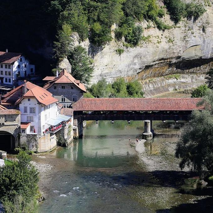 schweiz/fribourg/pont-de-berne