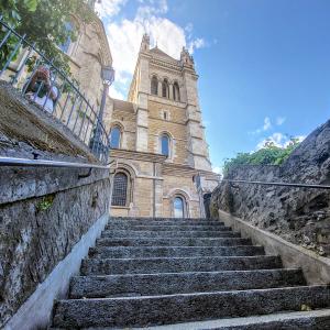 schweiz/geneve/cathedrale-saint-pierre