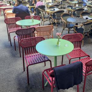 schweiz/geneve/place-du-bourg-de-four