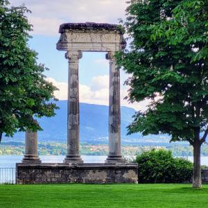 schweiz/nyon/colonnes-romaines
