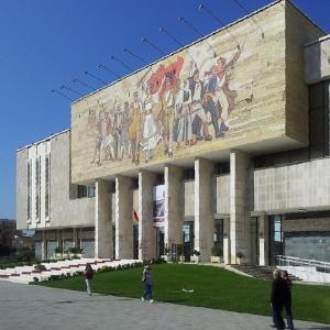 shqiperia/tirane/muzeu-historik-kombetar