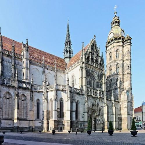 slovensko/kosice/dom-svatej-alzbety