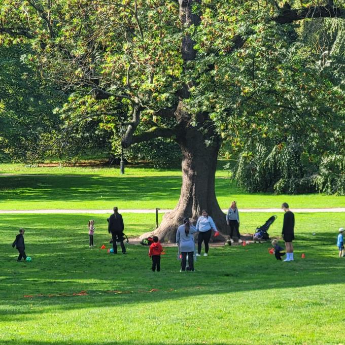 sverige/stockholm/humlegarden