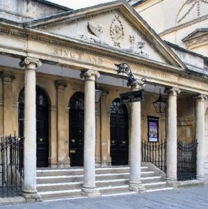 united-kingdom/bath/pump-room